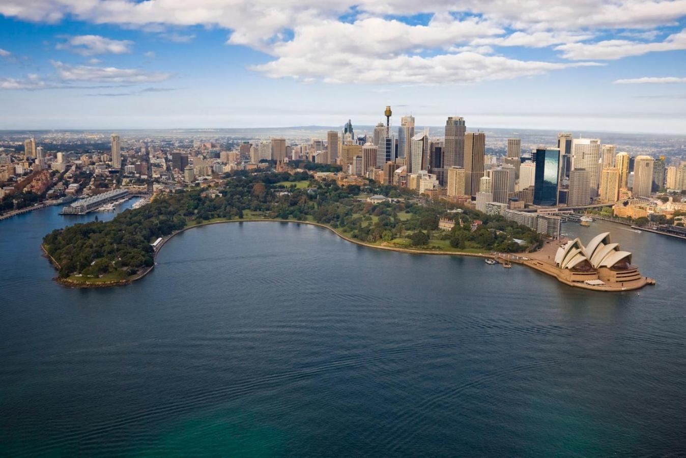 Kozyguru / Cbd 2 Beds / Free Wi-fi Apartment Sydney